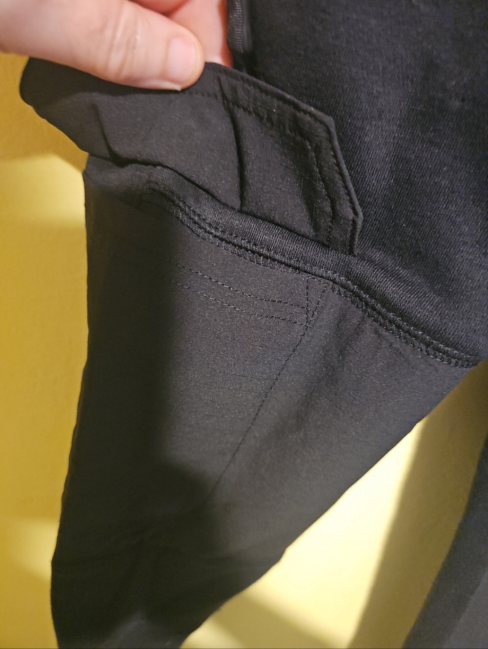 NWT Vively Boys Size XS(5) Black Jogger Sweatpants 2 Leg + 3 Zip Pockets Nice! - Picture 5 of 10